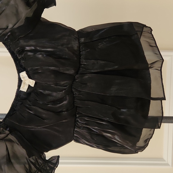 Puff-Sleeve, Black Sheen top.  New with tags!  Romantic and Flirty! - Picture 5 of 16
